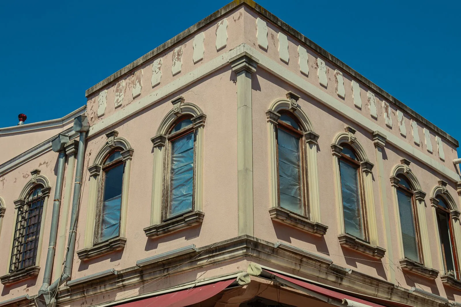 What to Assess Before Renovating an Older Building